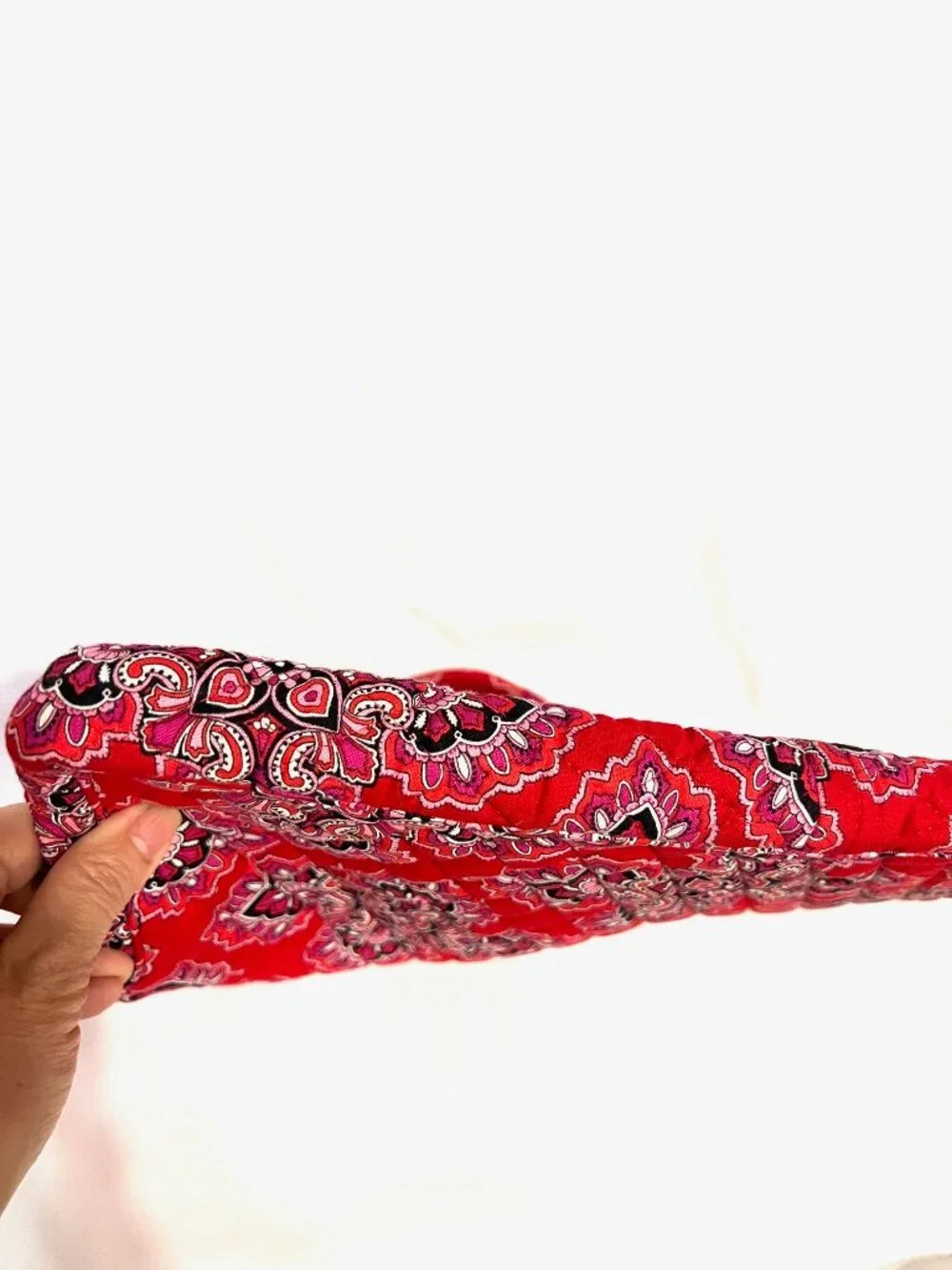 Vera Bradley Frankly Scarlett Quilted Red/Pink Mix Laptop/I Pad Zip around Case